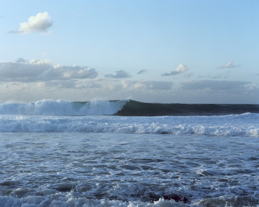 Takashi Homma, New waves, 2014, Stampa Lambda, cm44x55 2014 ©Takashi Homma, Courtesy Taronasu/Viasaterna.